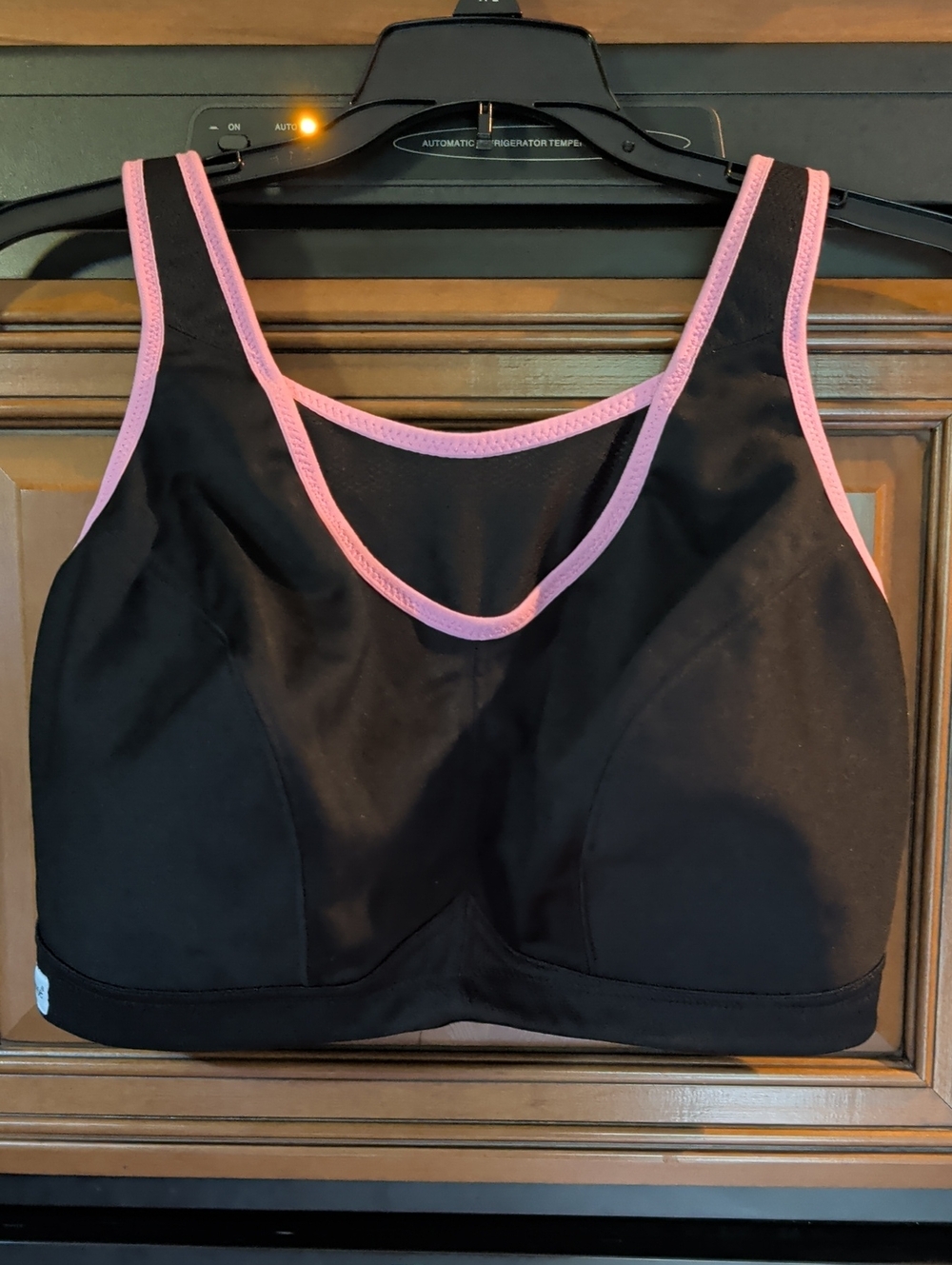 Women’s Supportive Sports Bra with Pink Trim - Glamorise 38G